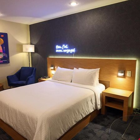 Le Fabreville Motel & Suites Laval Dış mekan fotoğraf
