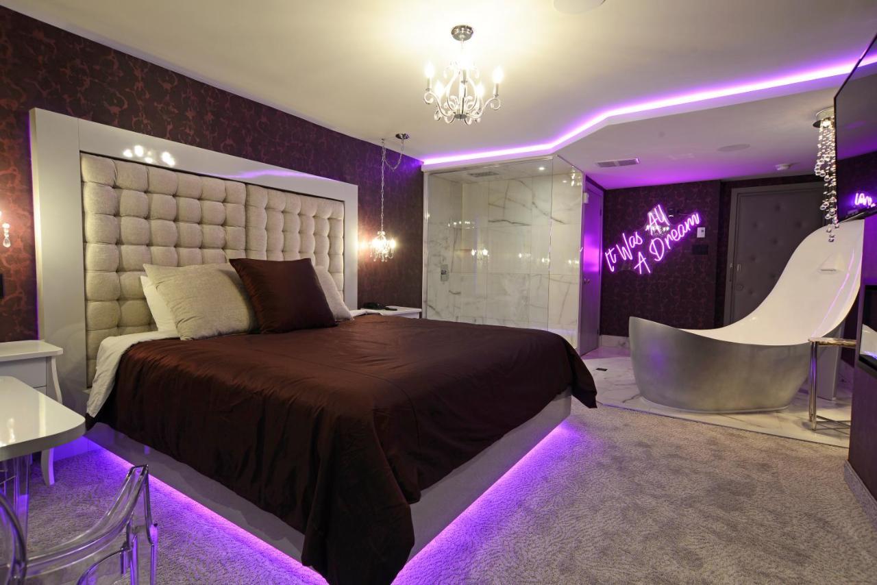 Le Fabreville Motel & Suites Laval Dış mekan fotoğraf