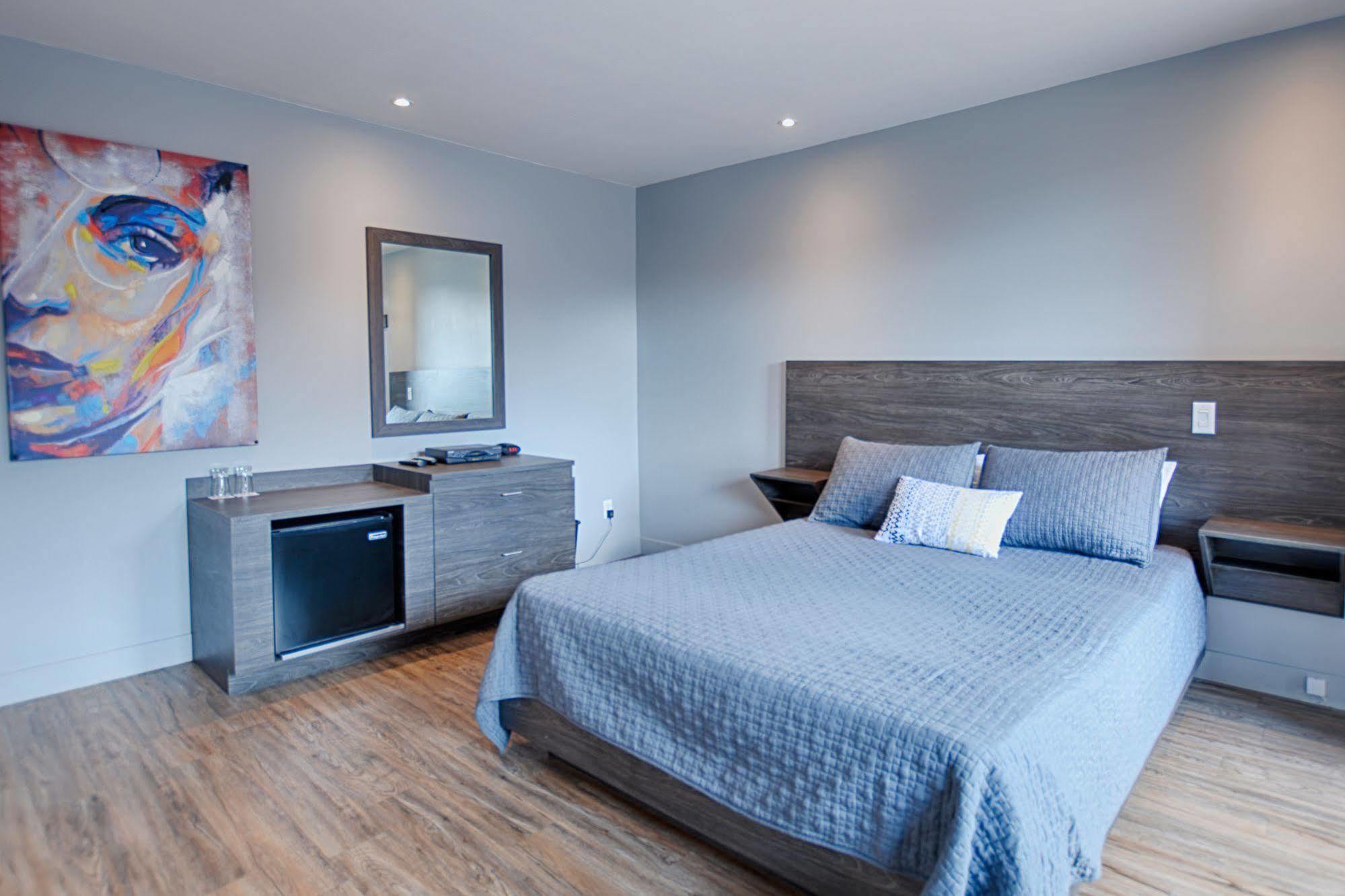 Le Fabreville Motel & Suites Laval Dış mekan fotoğraf
